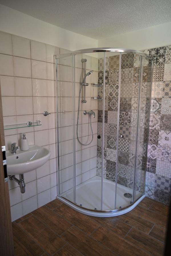 Penzion Mezi Radky Jindřichŭv Hradec Exteriör bild